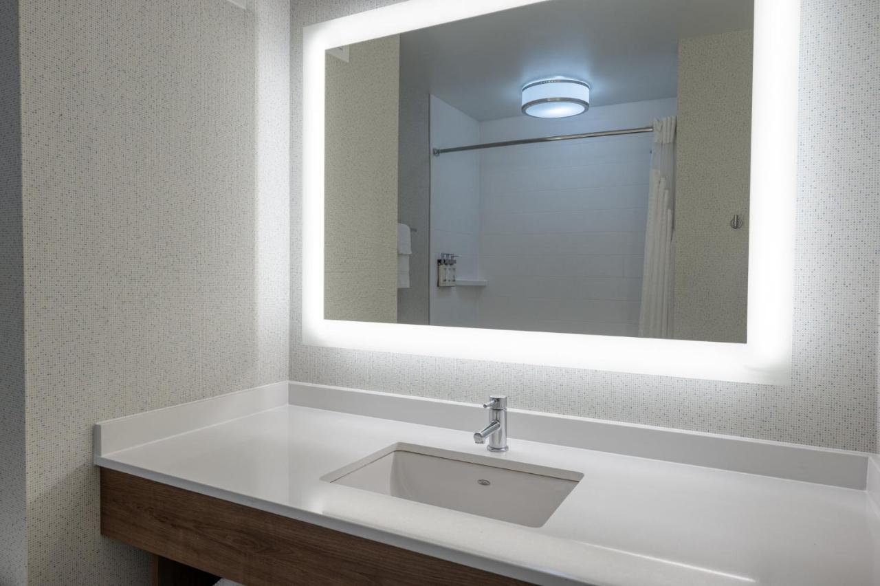 Holiday Inn Express Radcliff Fort Knox By Ihg Экстерьер фото