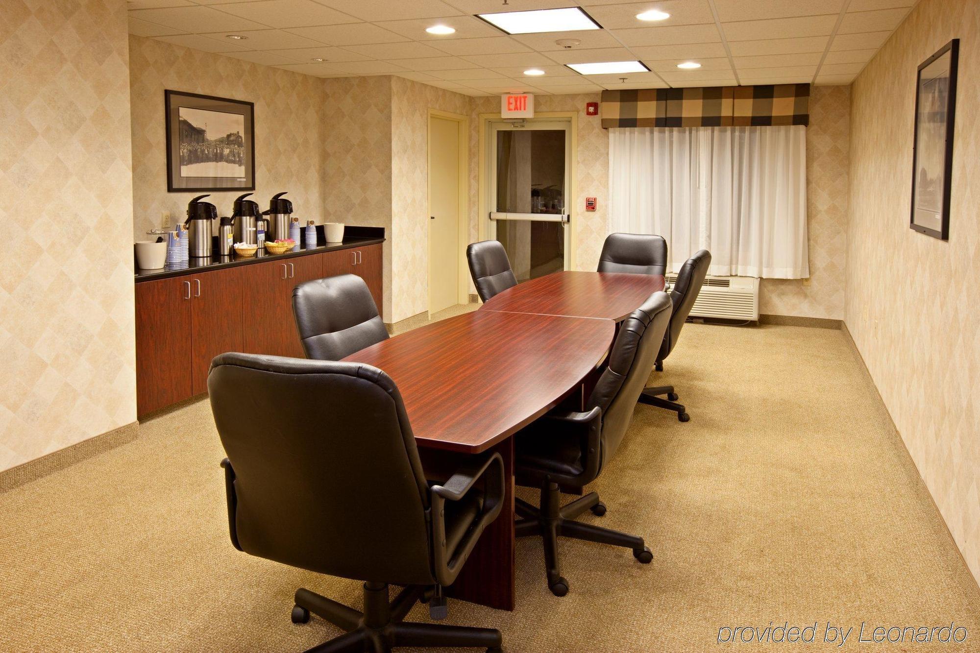 Holiday Inn Express Radcliff Fort Knox By Ihg Удобства фото