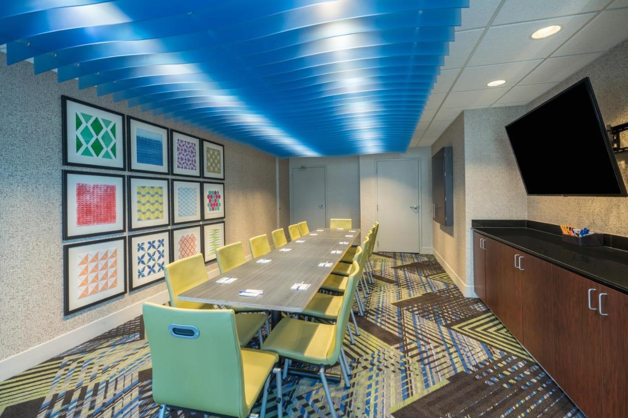 Holiday Inn Express Radcliff Fort Knox By Ihg Экстерьер фото