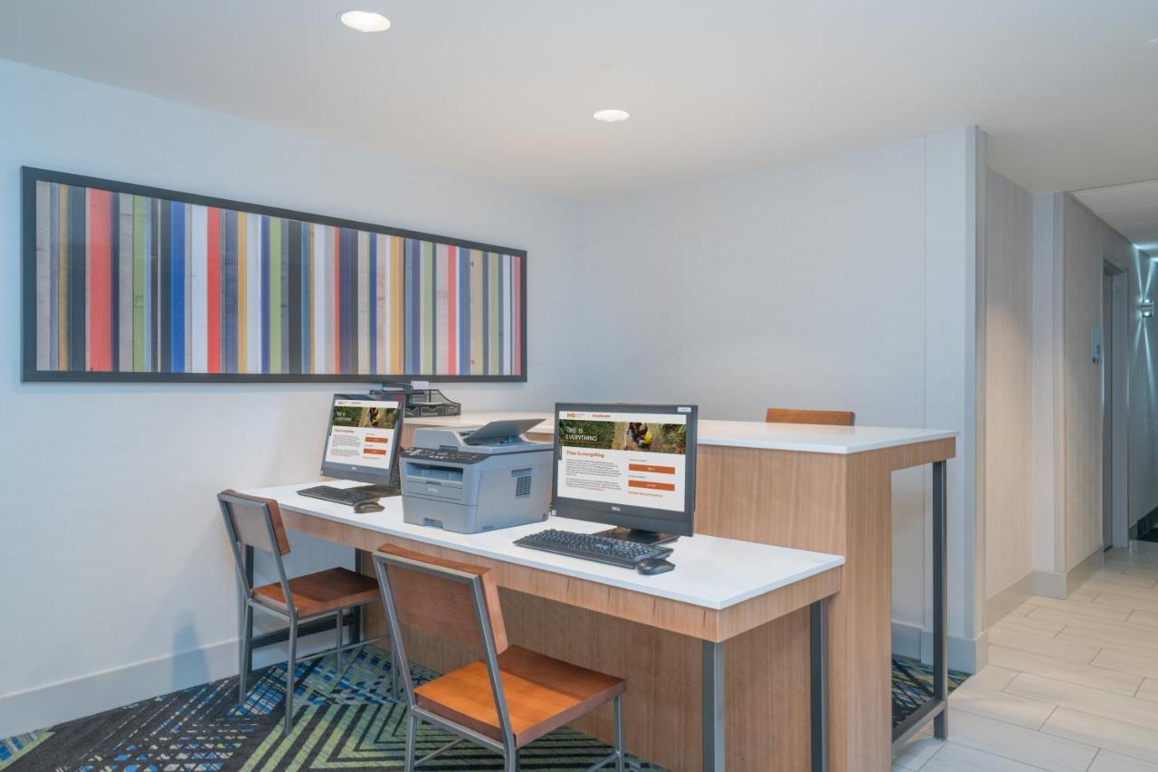 Holiday Inn Express Radcliff Fort Knox By Ihg Экстерьер фото